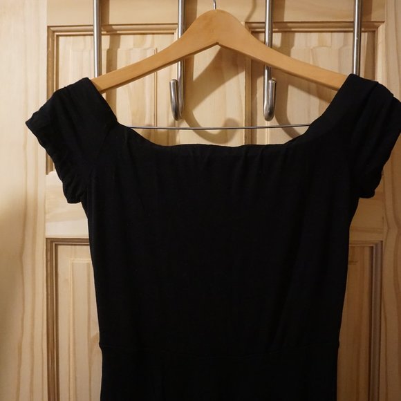 Ann Taylor LOFT Black Off-the-Shoulder Maxi Dress - Picture 1 of 5